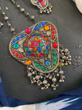 Silver Look Alike Afghani Pendant Chain -S723